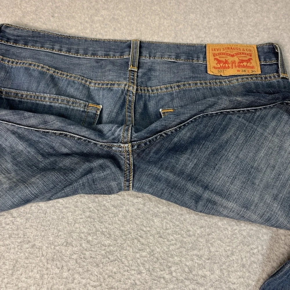Levis Jeans Mens 34x30 (Fit 36x30) Blue 527 Bootcut Western Cowboy Denim Medium